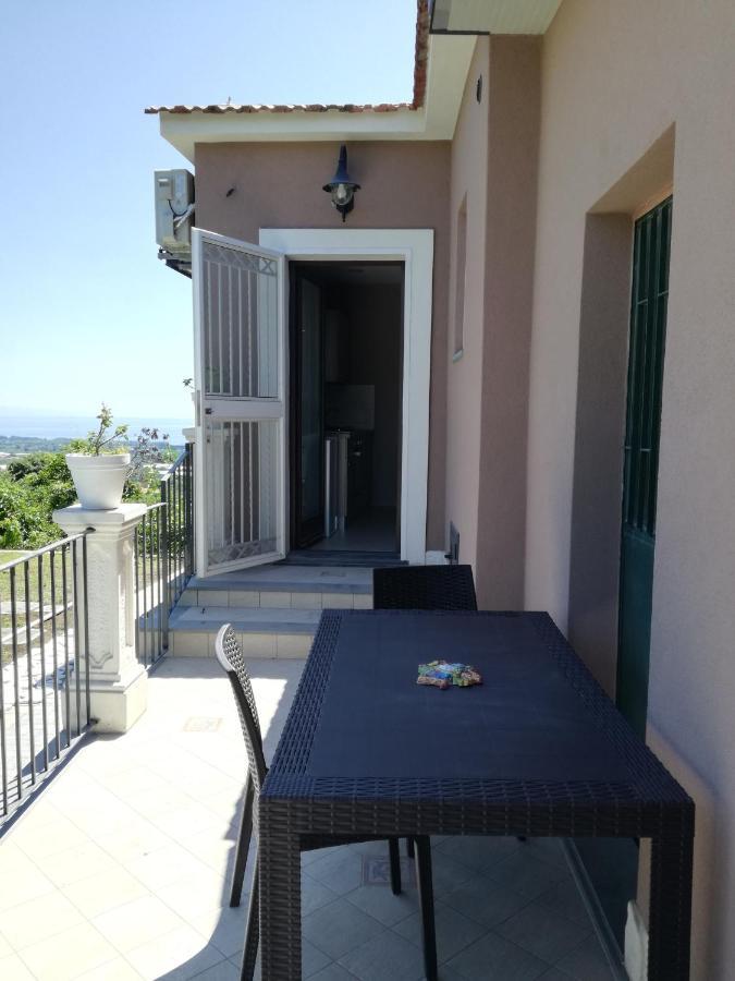 Il Limoneto Di Leo Villa มาสคาลิ ภายนอก รูปภาพ