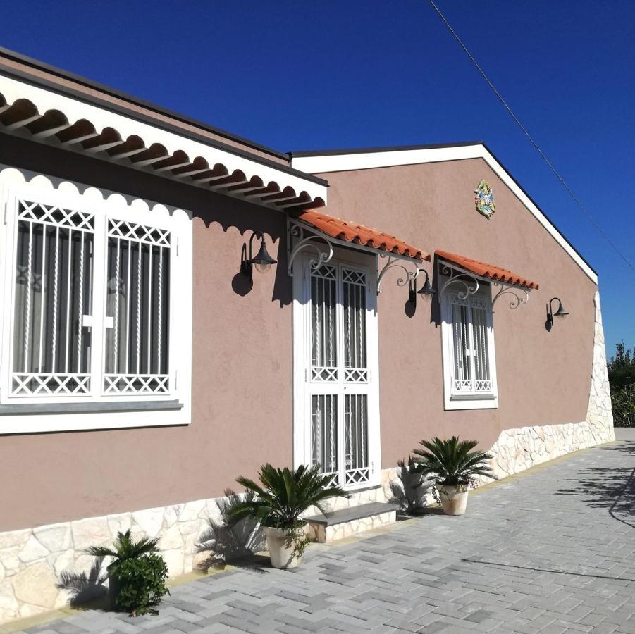 Il Limoneto Di Leo Villa มาสคาลิ ภายนอก รูปภาพ